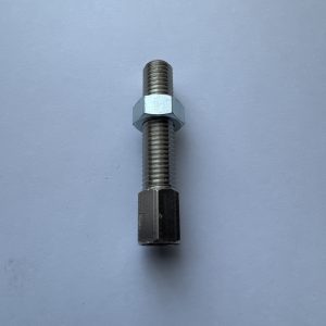 Stellschraube für Gasseil am Motorblock